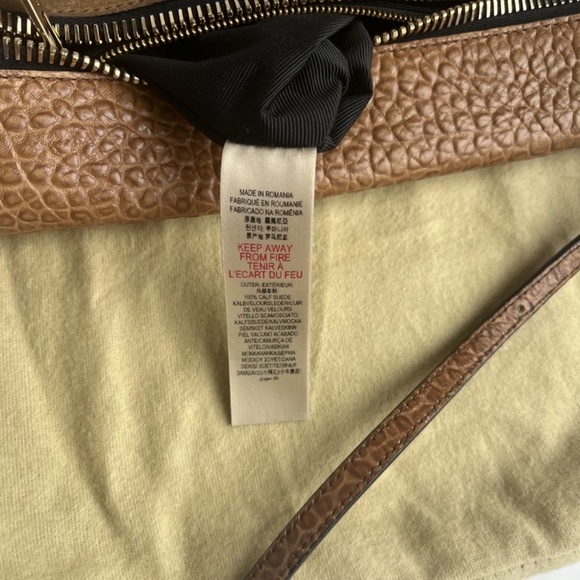 Burberry Suede Pebble Leather Logo Crossbody Zip Envelope Bag Purse - Picture 13 of 16
